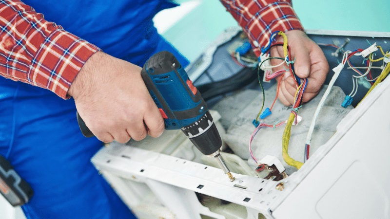 Kula Termoteknik Termoteknik çamaşır makinesi kart tamiri – Su almama arızası orijinal parça ile giderildi. - Teknik servis örneği